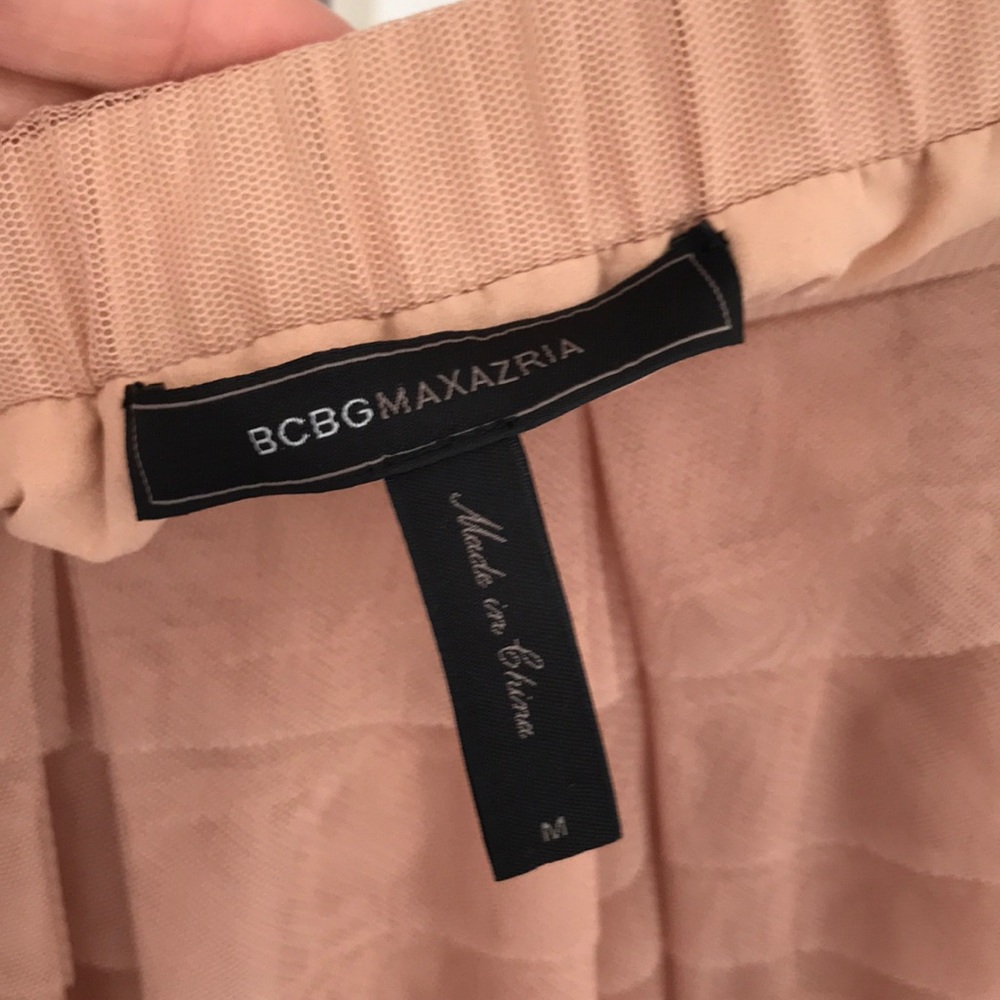 BCBGMaxAzria Blush Layered A-Line Skirt - Picture 4 of 8